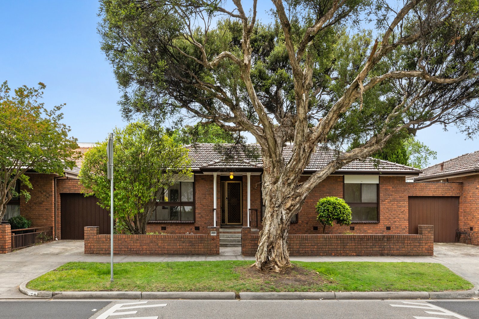 Gallery: 2/25 Imes Street