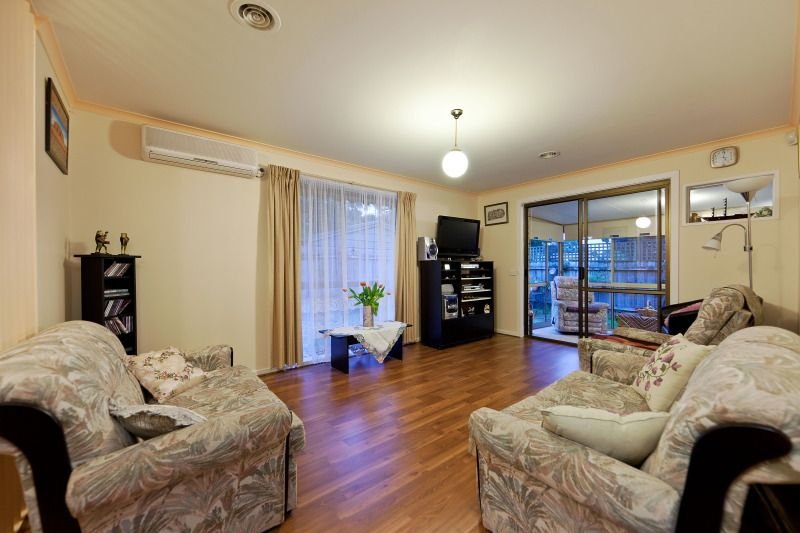 Gallery: 2/25 Lochiel Avenue