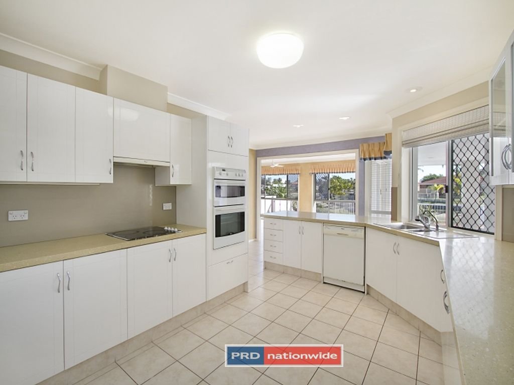 225 Markeri Street MERMAID WATERS 2