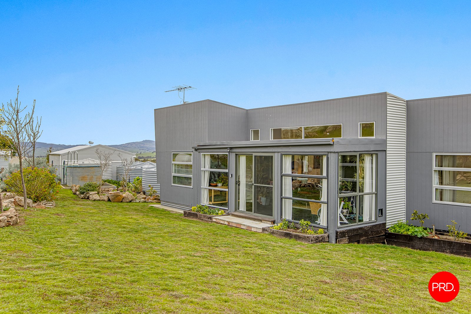 225 Moores Lane PYALONG 2