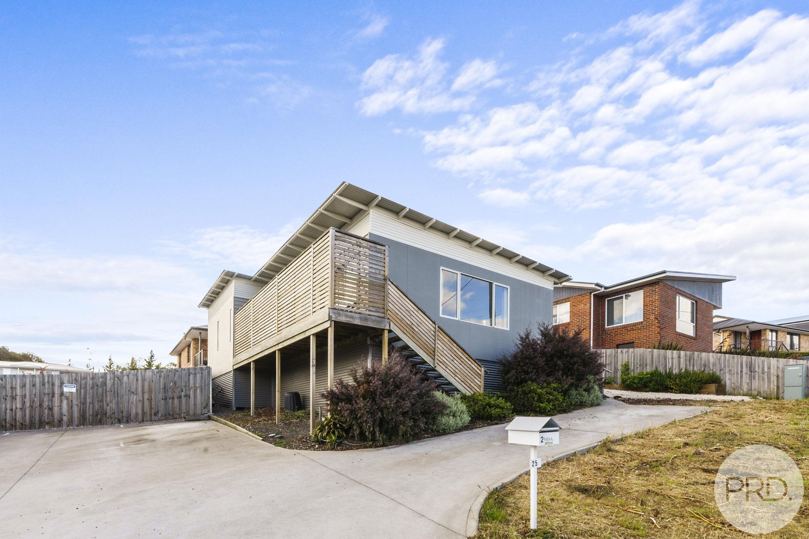 2/25 Morrison Street BRIGHTON 1