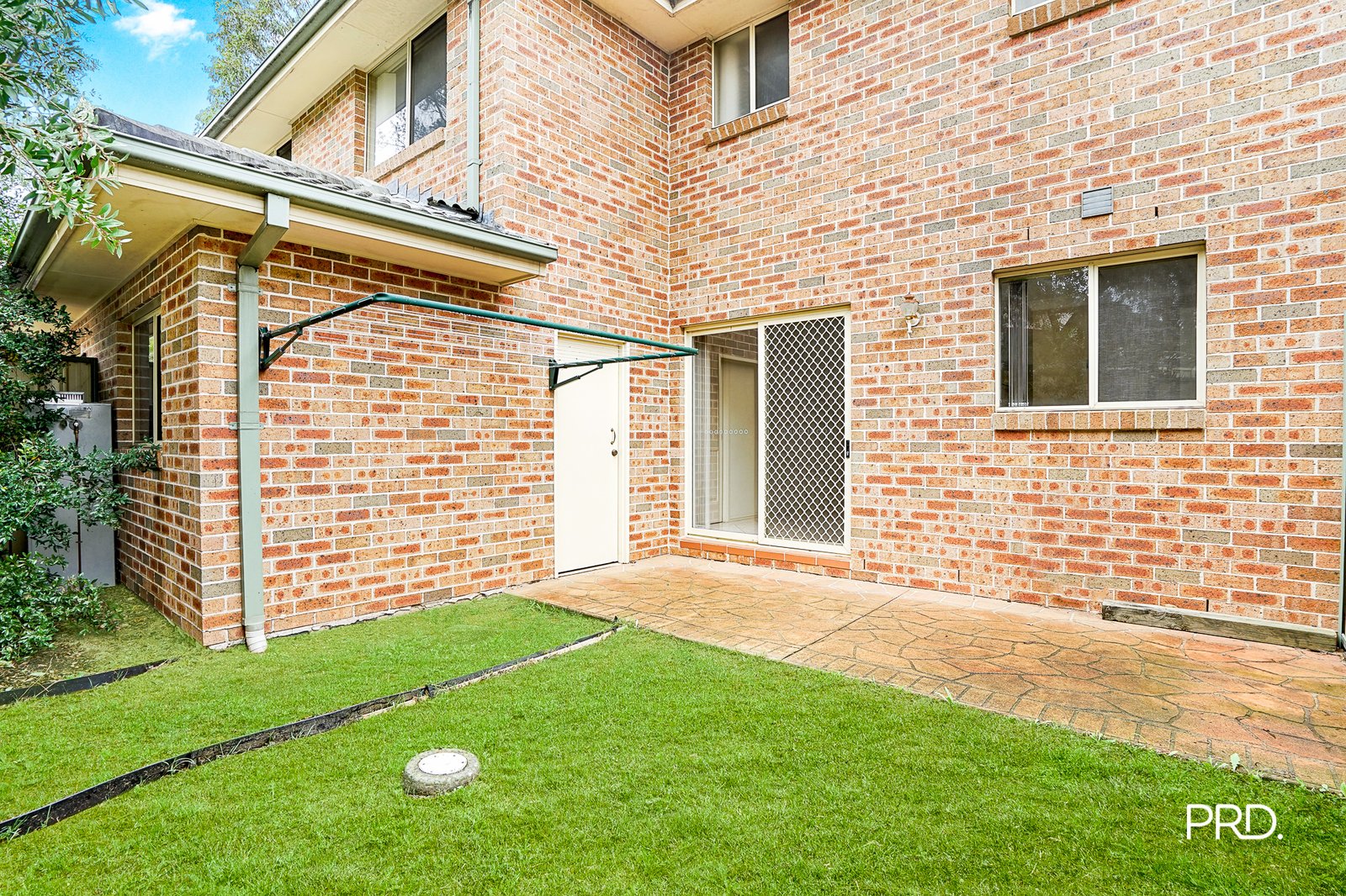 2/25 Robert Street Penrith 8