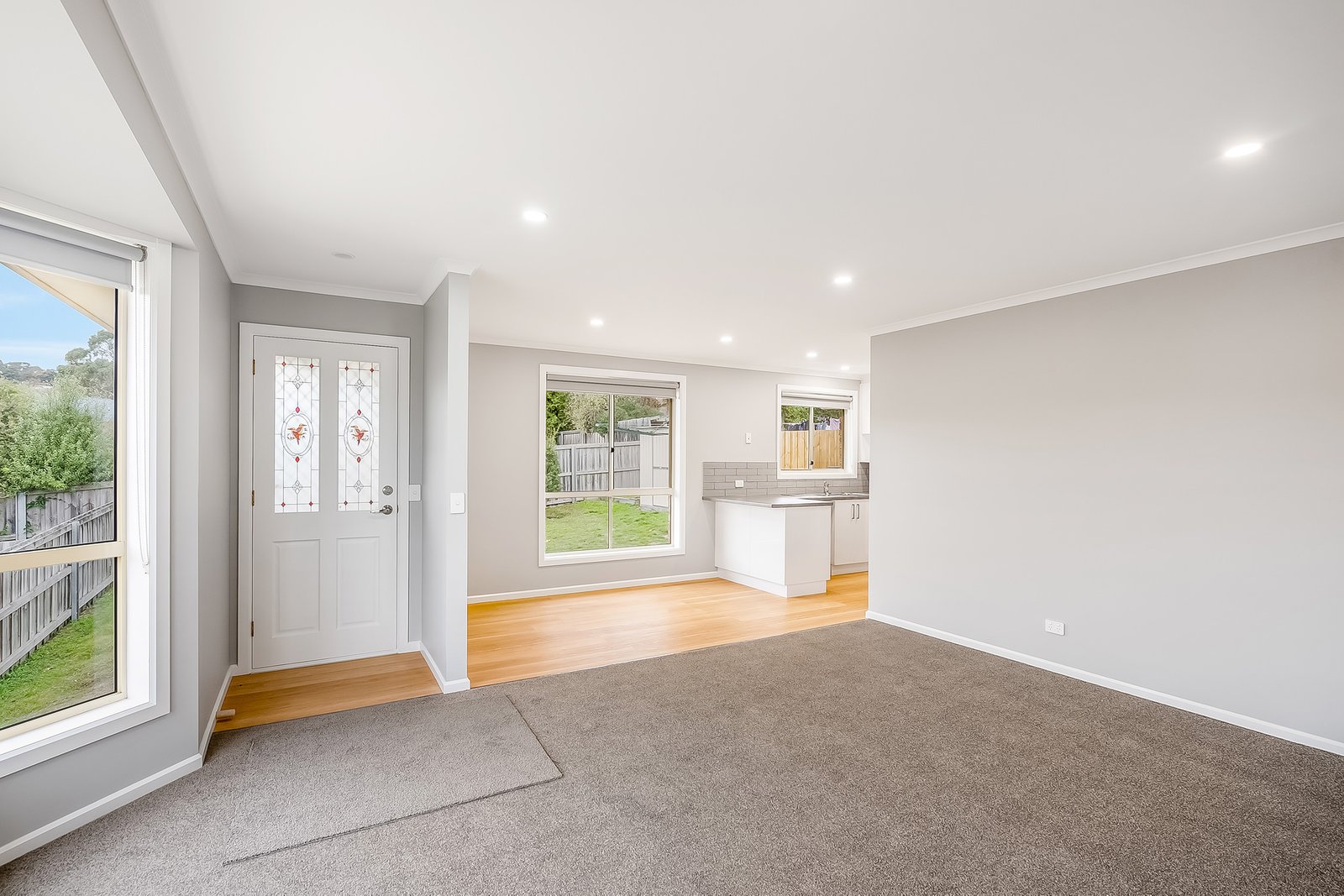 2/25 Thornbill Street KINGSTON 3