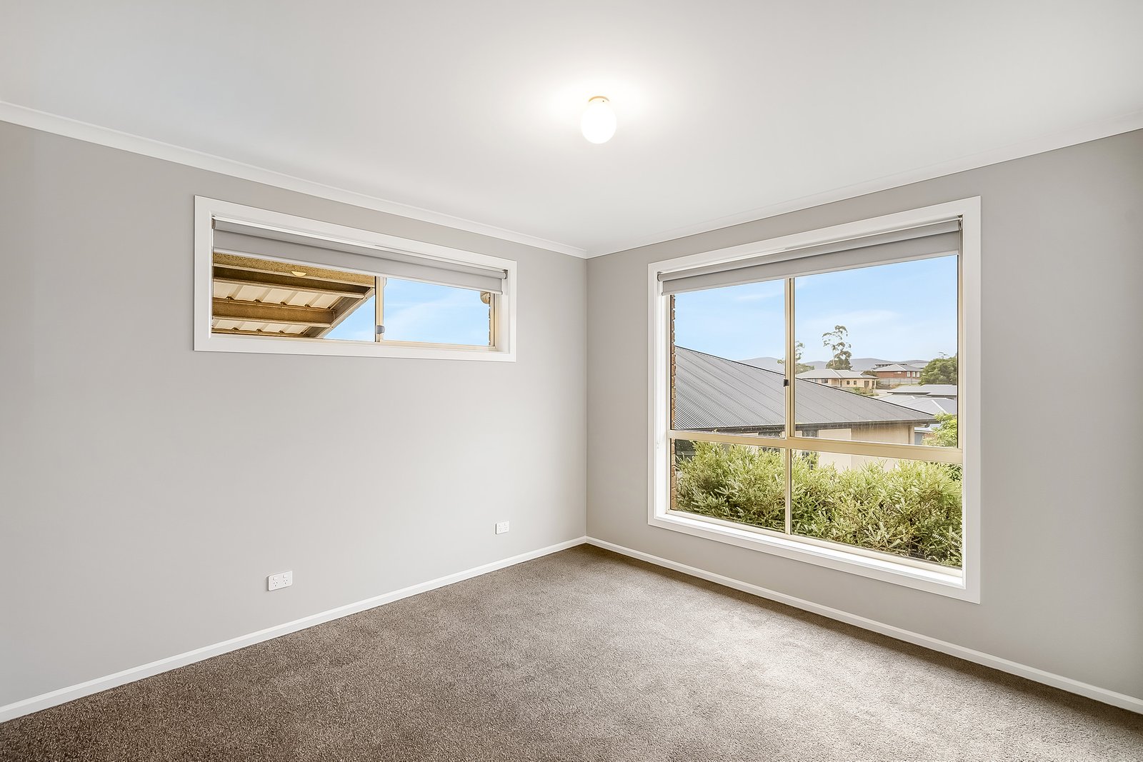2/25 Thornbill Street KINGSTON 6