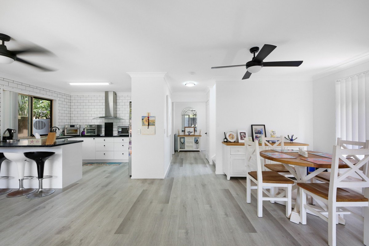 2/25 Twenty Fourth Avenue Palm Beach 6