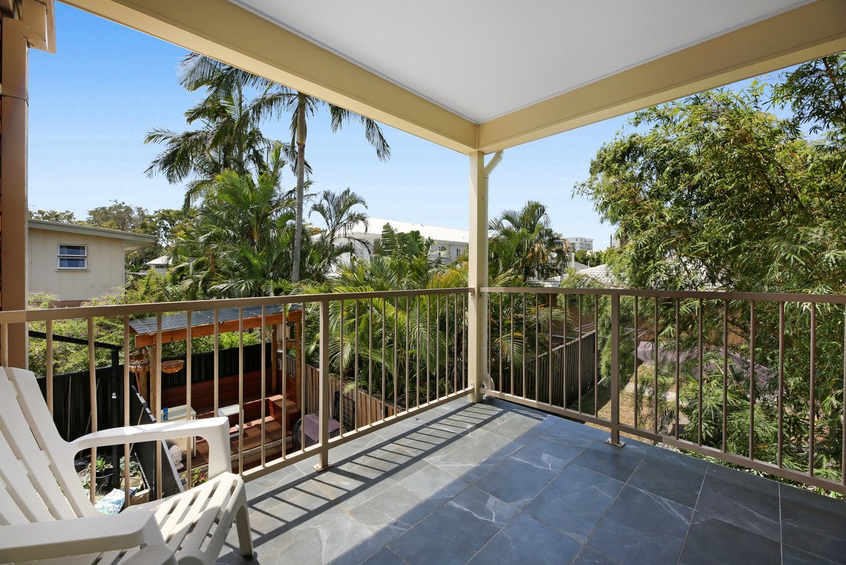 2/25 Twenty Fourth Avenue Palm Beach 12