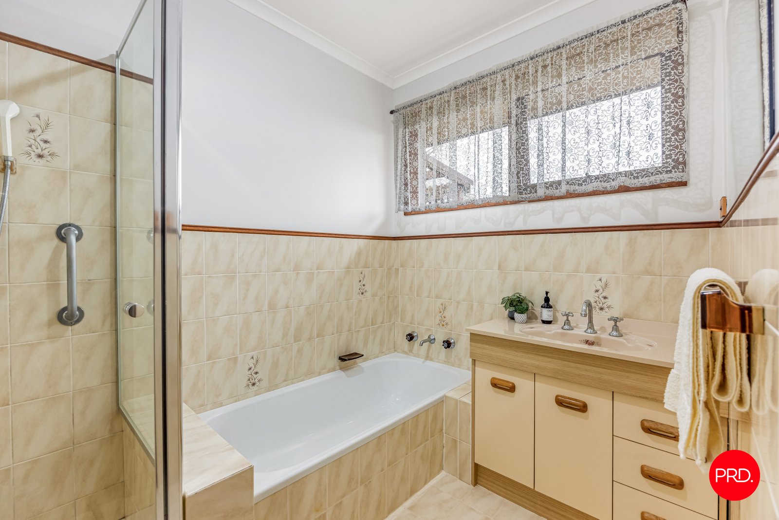 2/25 Yaldwyn Street West  KYNETON 9
