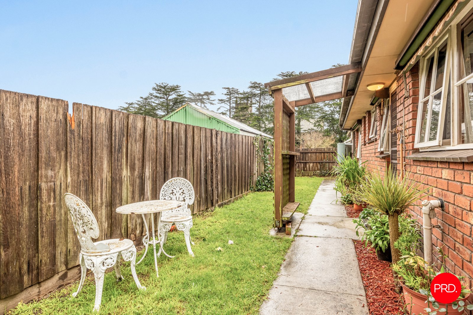 2/25 Yaldwyn Street West  KYNETON 10