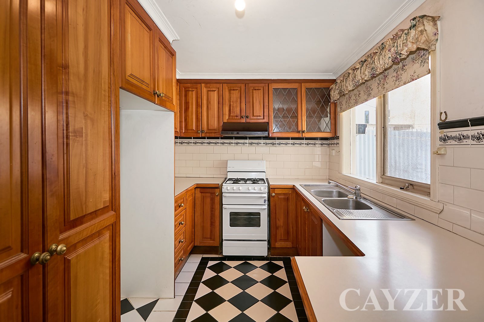 Gallery: 225 York Street