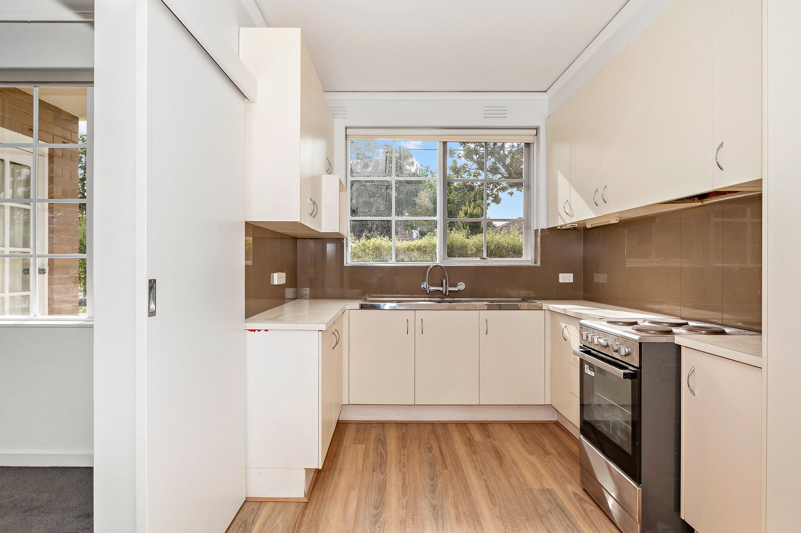 Real Estate and Property in 2/253 Grange Road, Ormond, VIC