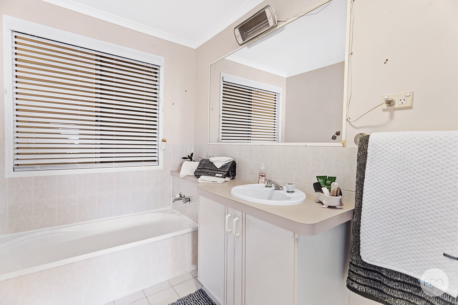 22/554 Gan Gan Road ONE MILE 10
