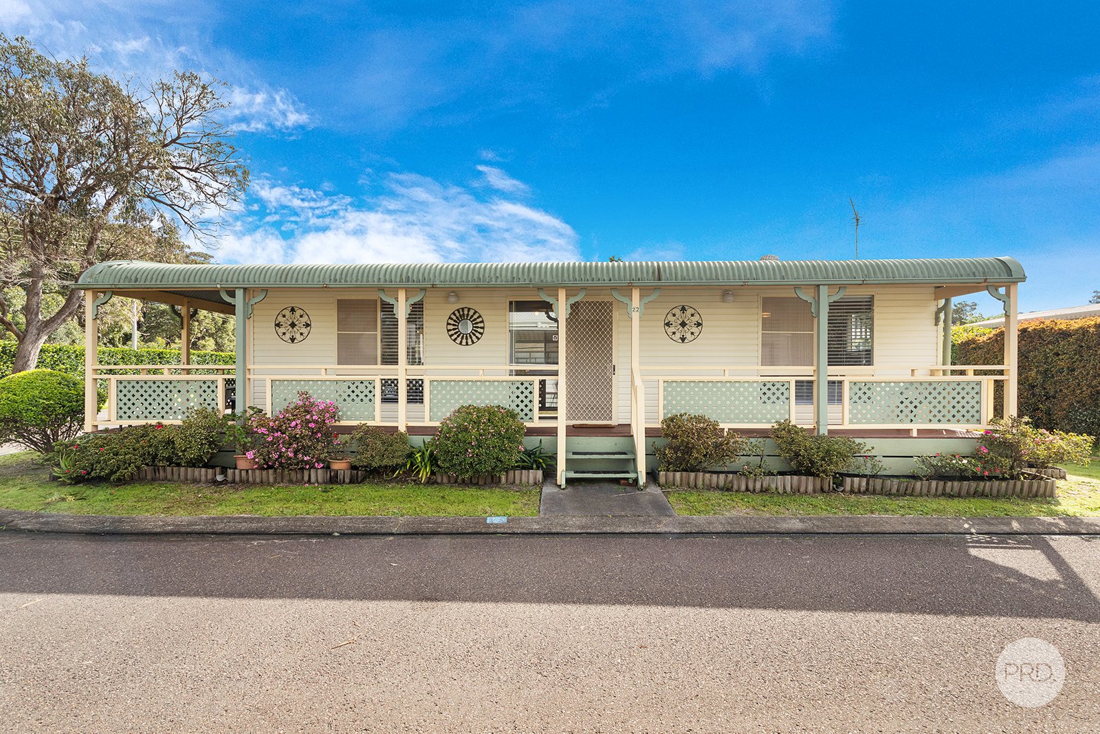 22/554 Gan Gan Road ONE MILE 15