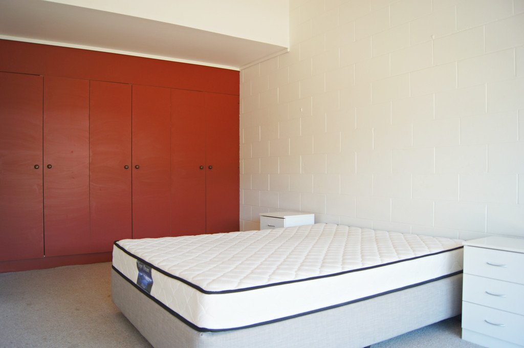 2/257 Shute Harbour Road AIRLIE BEACH 10