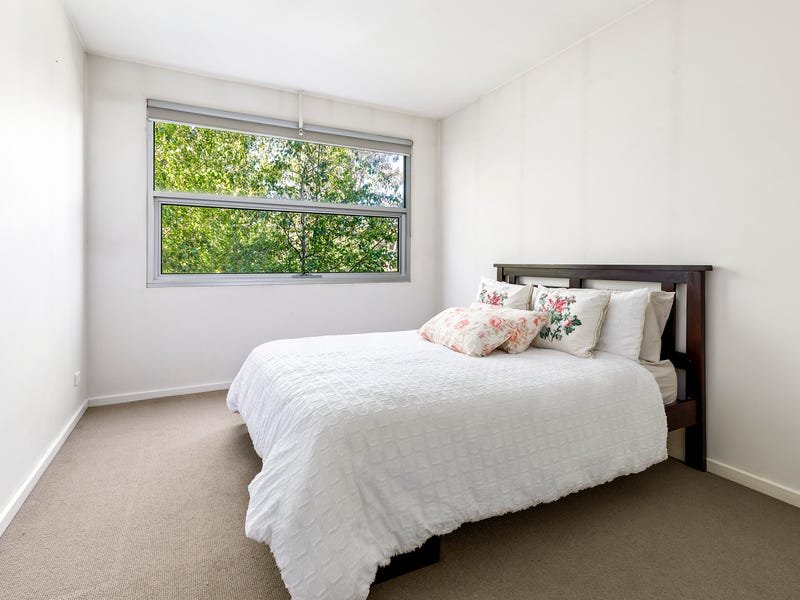 Real Estate and Property in 2/259 Canterbury Road, Forest Hill, VIC