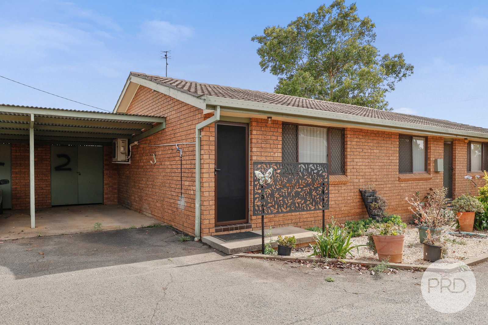 2/259 Goonoo Goonoo Road TAMWORTH 1