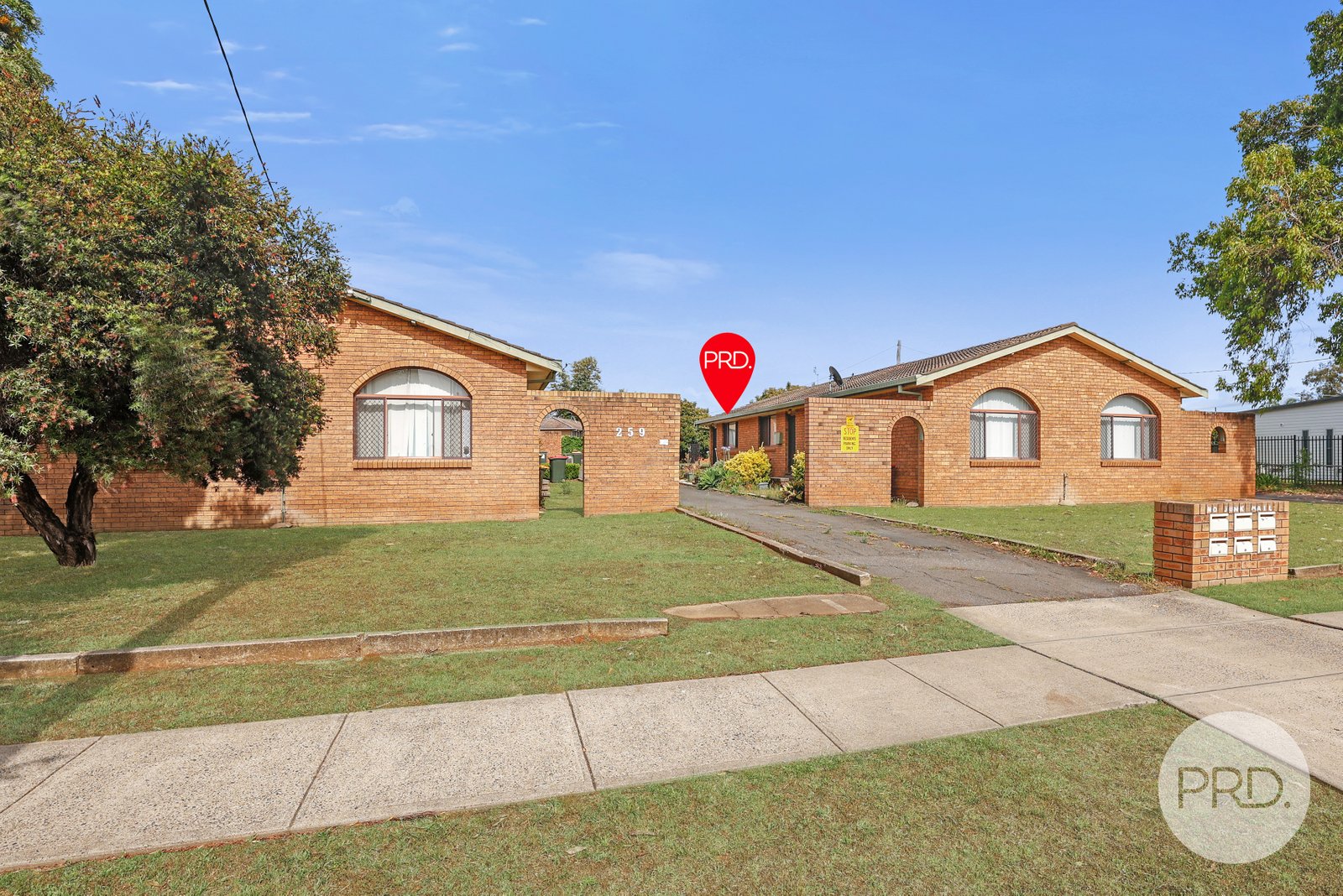 2/259 Goonoo Goonoo Road TAMWORTH 2