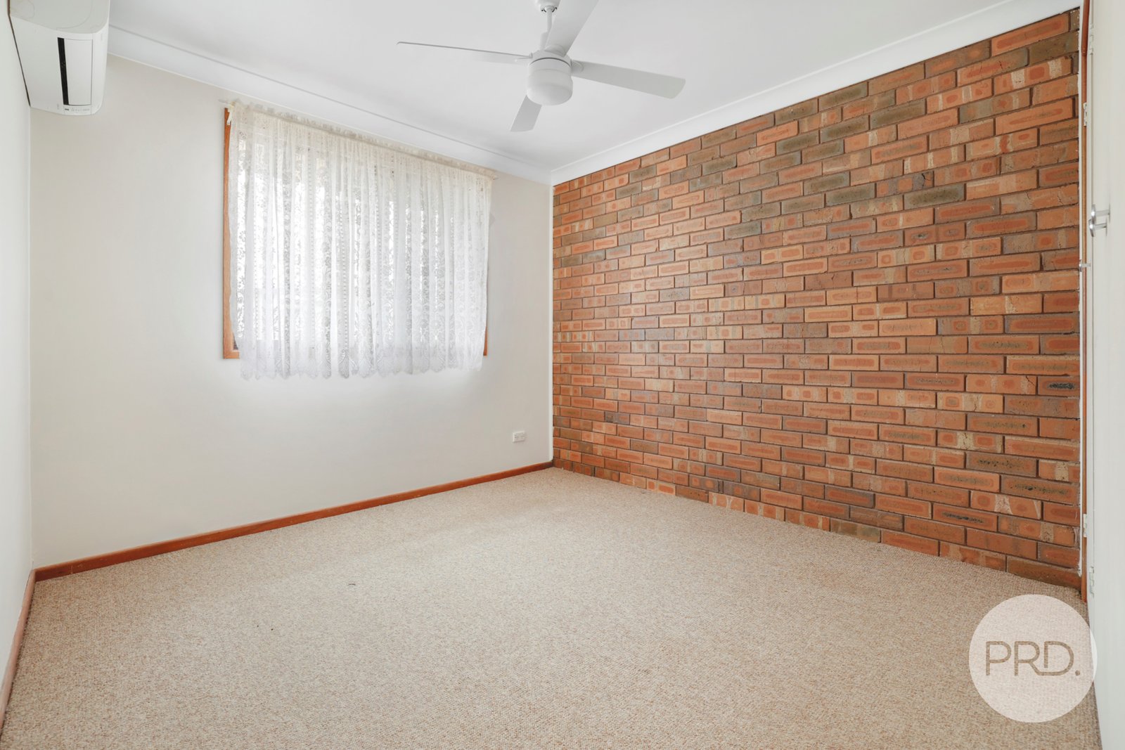2/259 Goonoo Goonoo Road TAMWORTH 9
