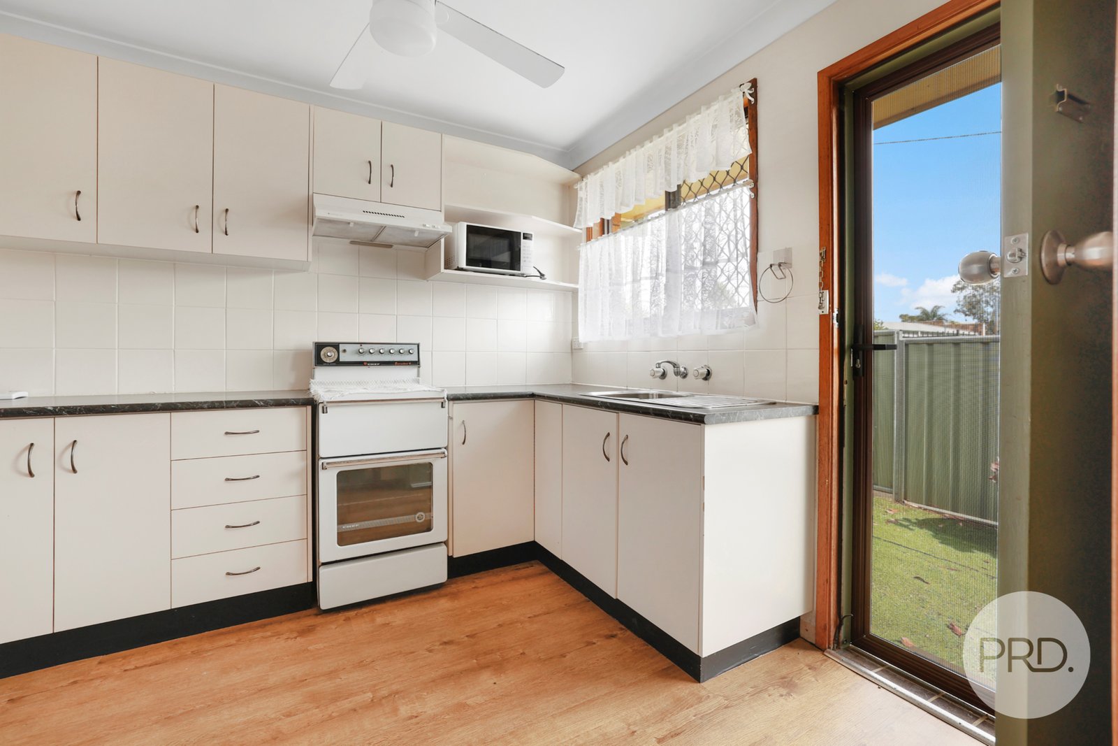 2/259 Goonoo Goonoo Road TAMWORTH 12