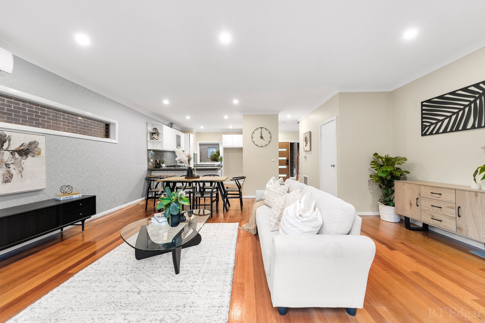Real Estate and Property in 2/26-28 Bennett Street, Burwood, VIC