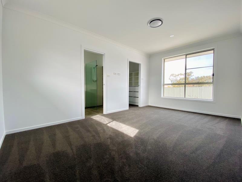 22/6 Ainslie Place HILLVUE 4