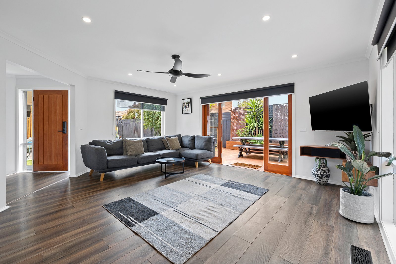 Gallery: 2/26 Coolabah Street