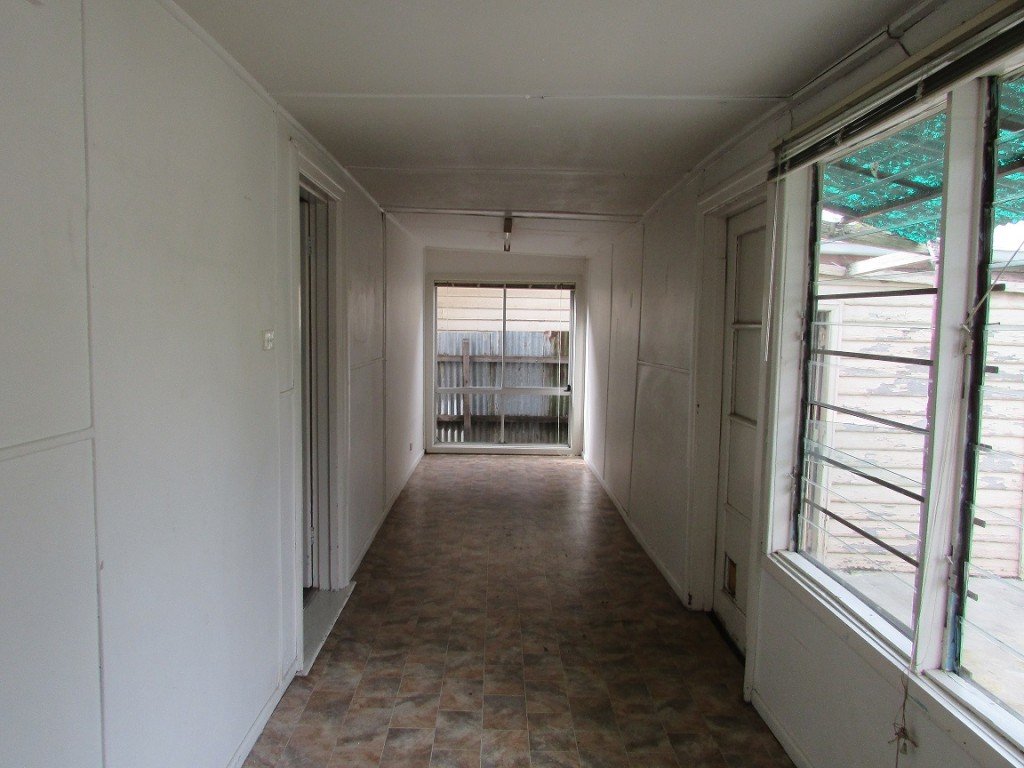 Gallery: 226 Esplanade West