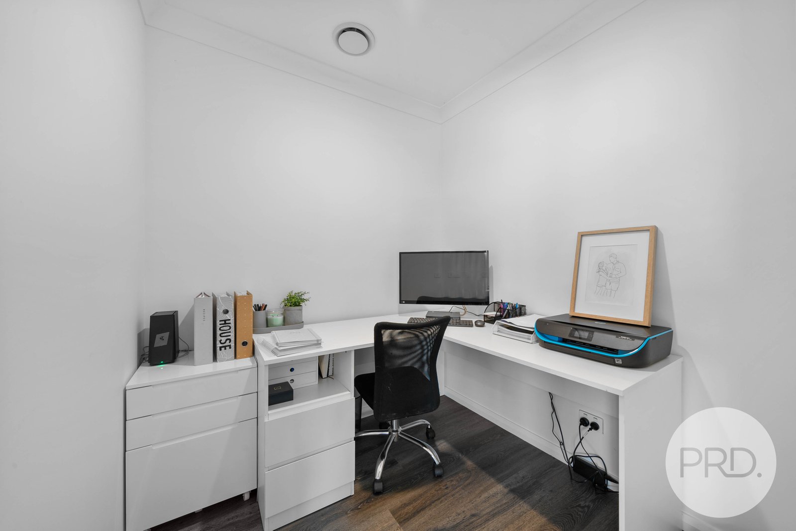 226 Green Street LOCKHART 8