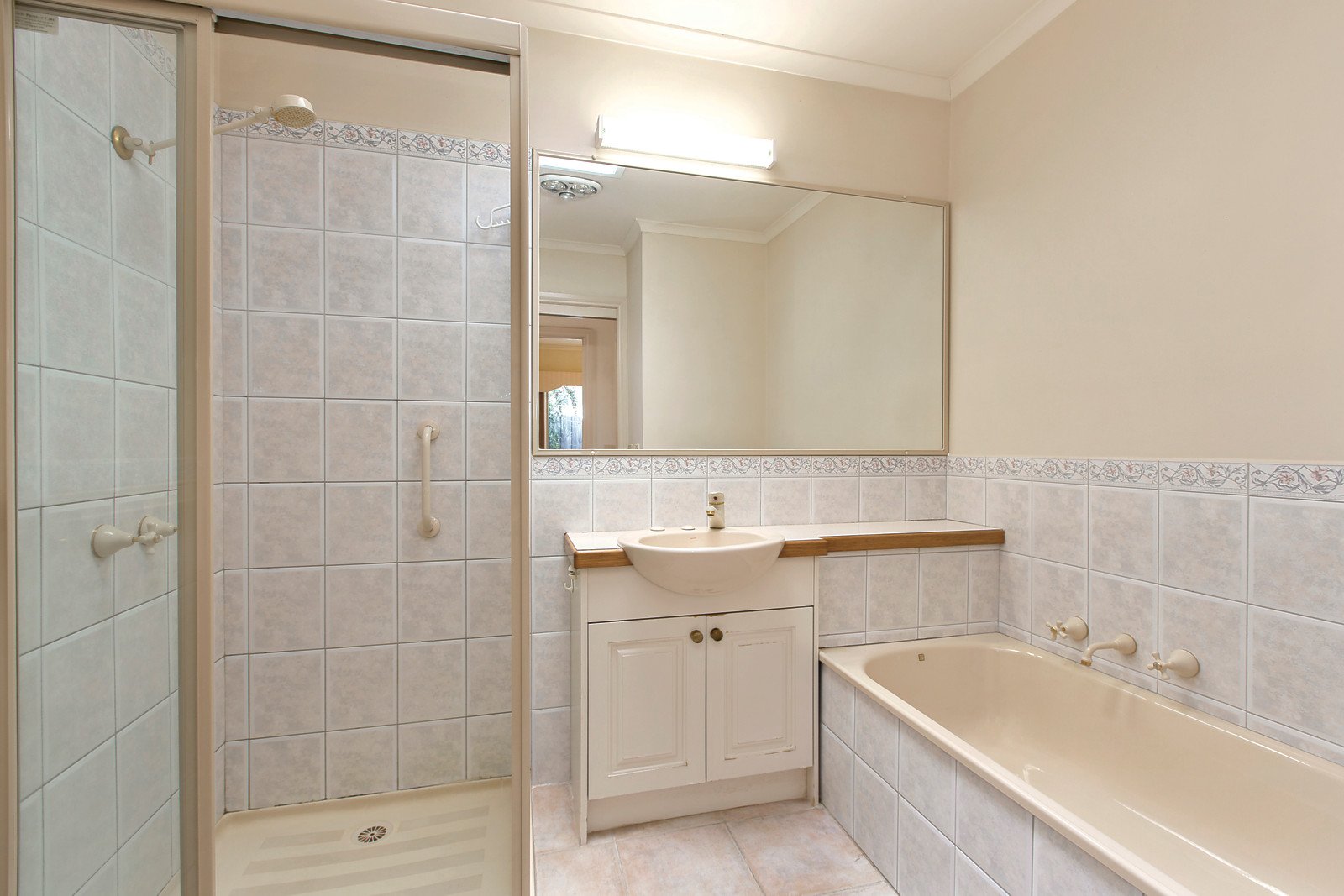 2/26 Grey Street, Balwyn, VIC