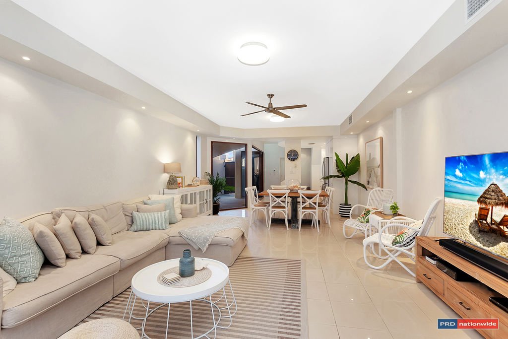 2/26 Jefferson Lane PALM BEACH 3