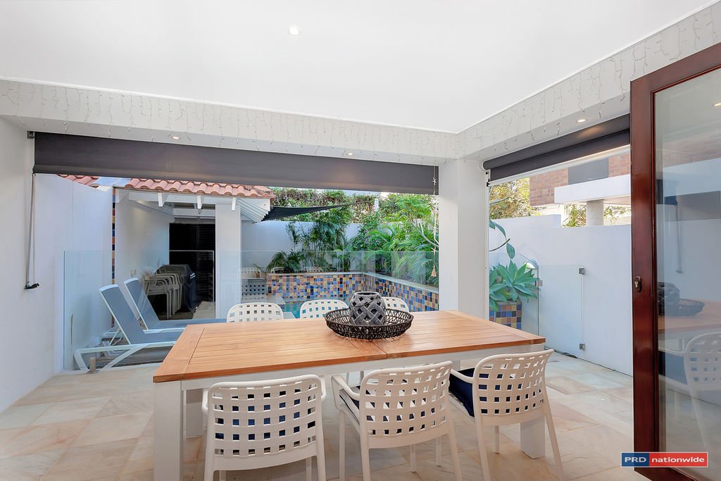 2/26 Jefferson Lane PALM BEACH 4