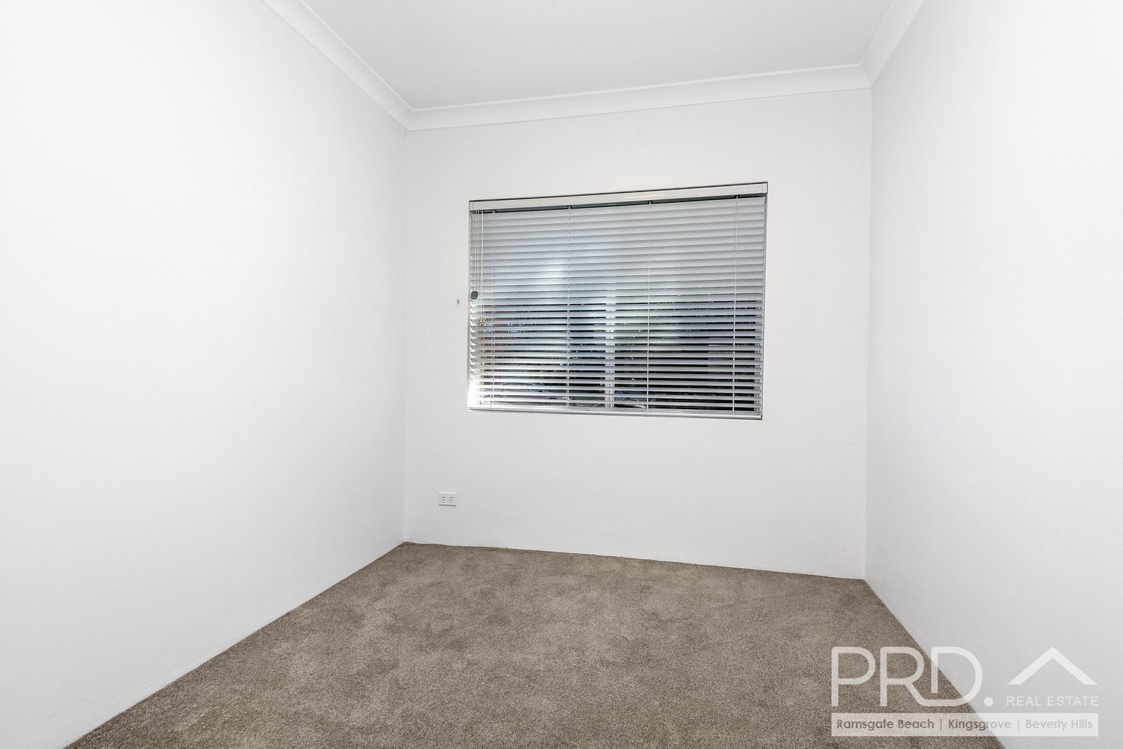 2/26 Kairawa Street SOUTH HURSTVILLE 3