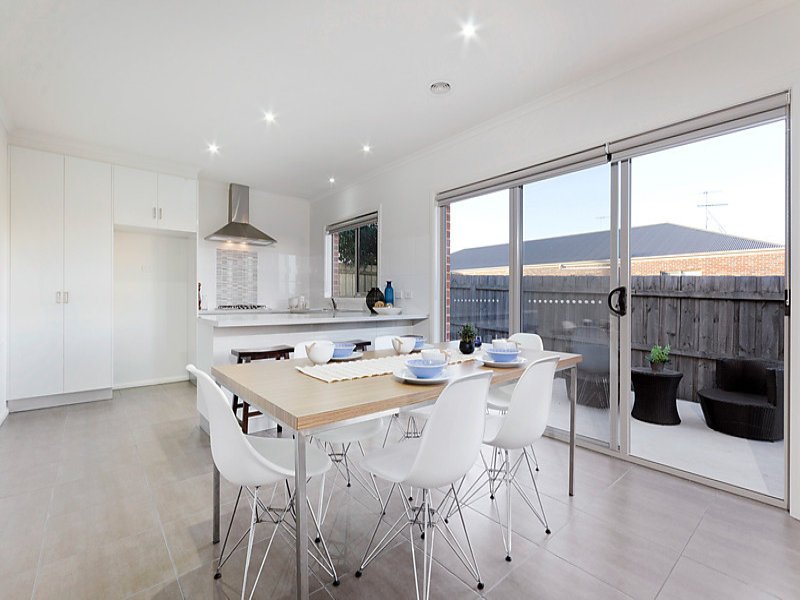 Gallery: 2/26 Lascelles Avenue
