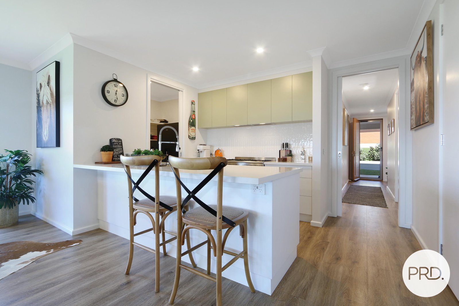 226 Litchfield Drive THURGOONA 2