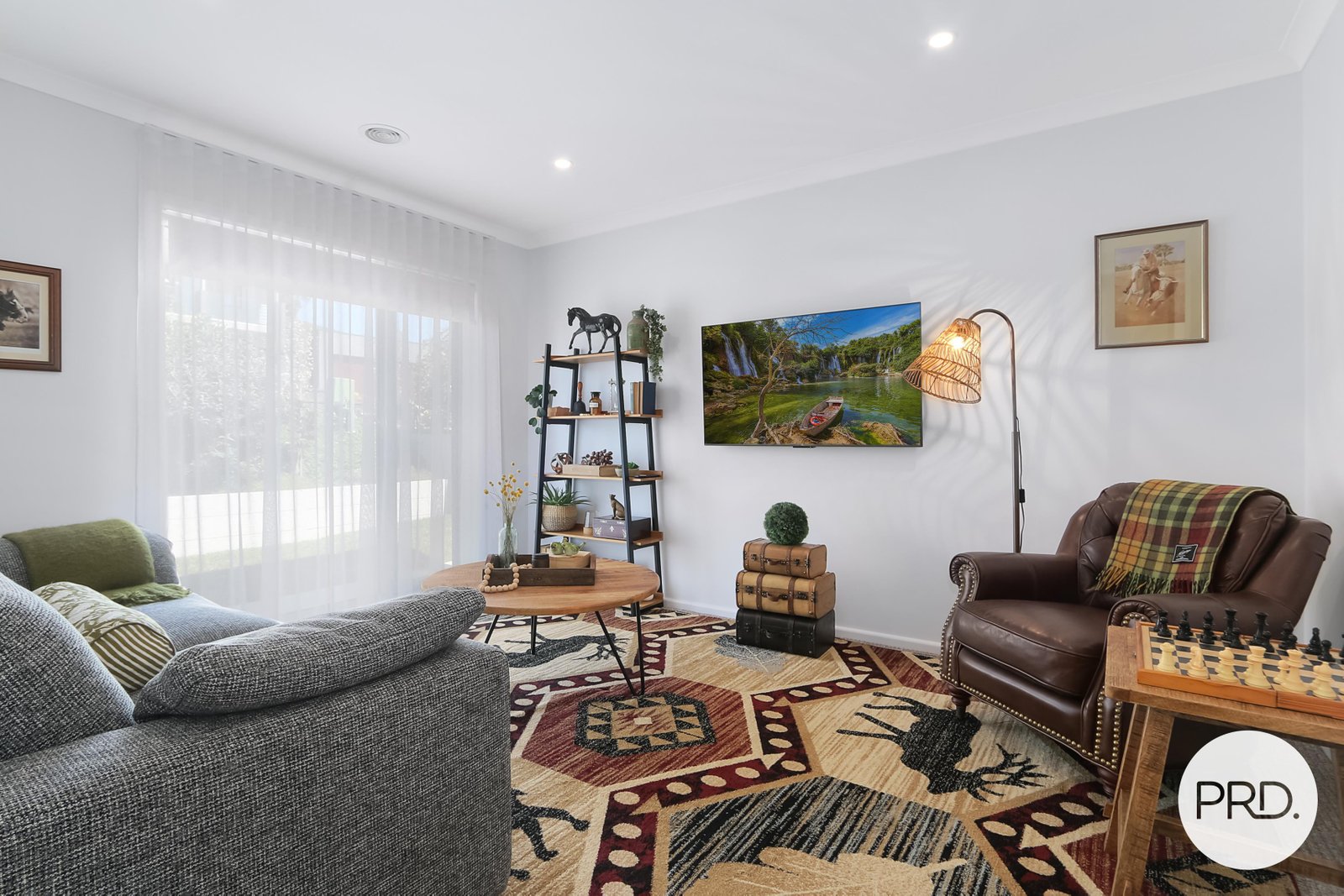 226 Litchfield Drive THURGOONA 8