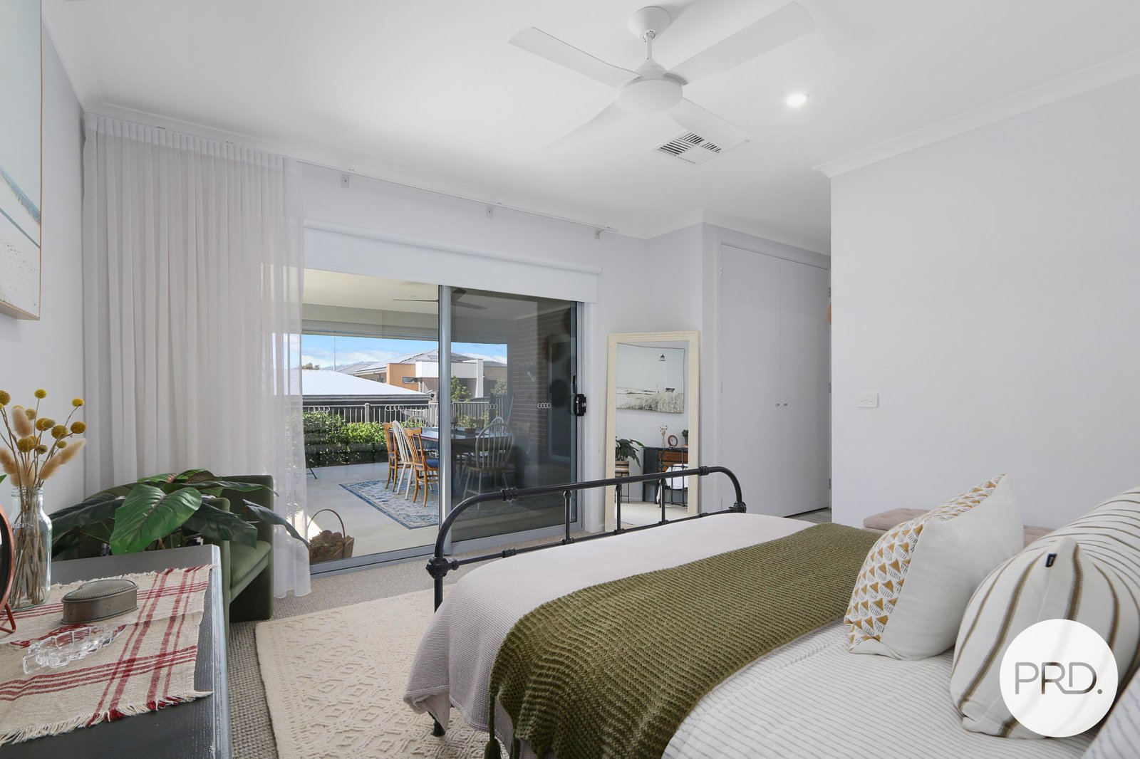 226 Litchfield Drive THURGOONA 10