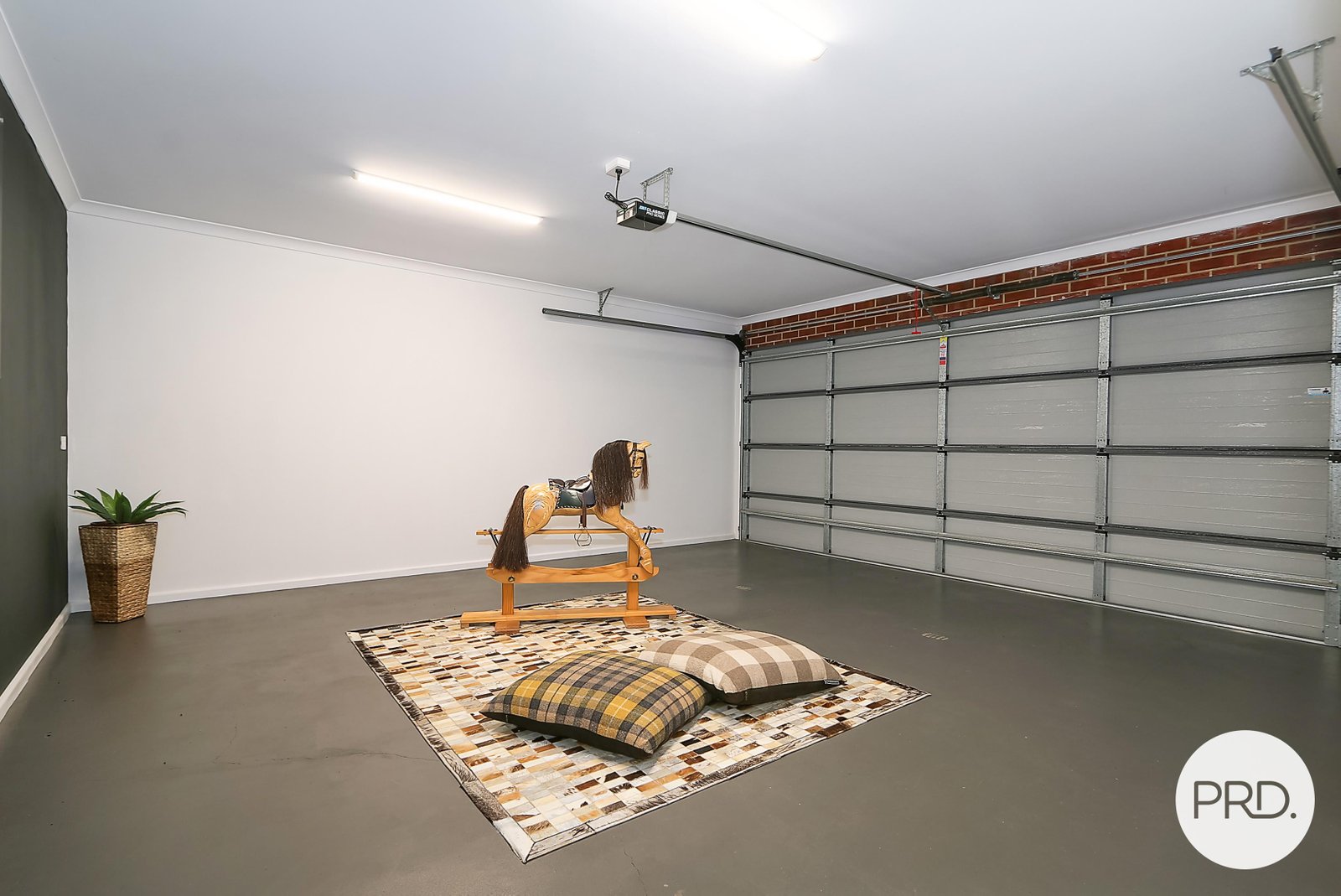 226 Litchfield Drive THURGOONA 18