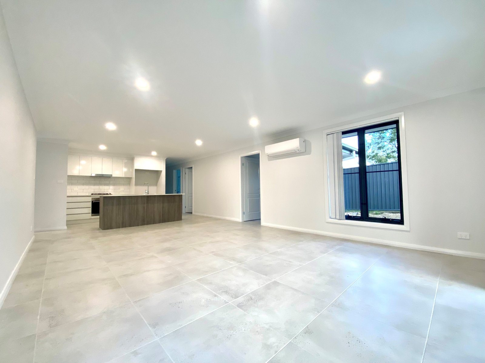 2/26 Mustang Close TAMWORTH 4