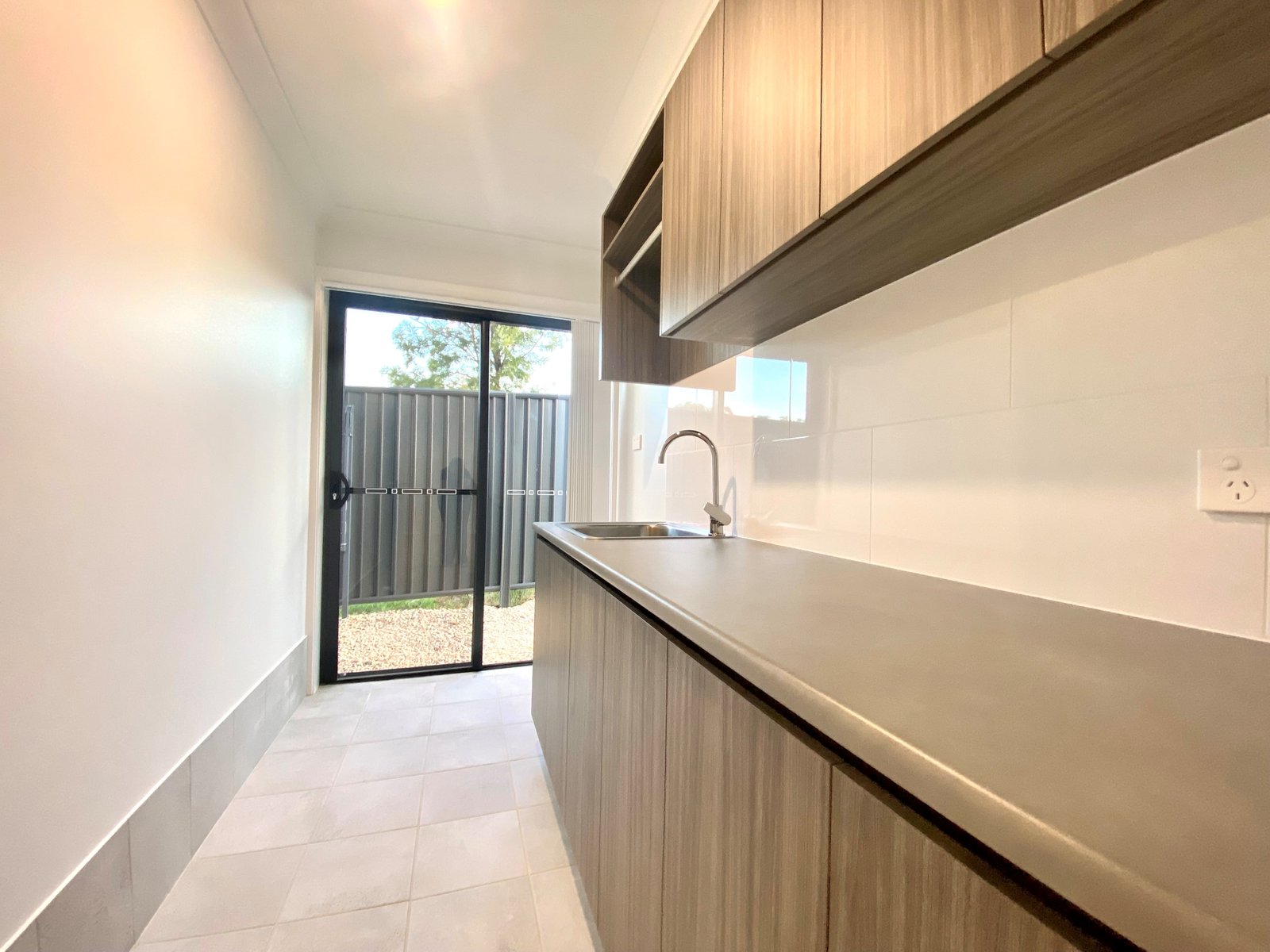 2/26 Mustang Close TAMWORTH 9