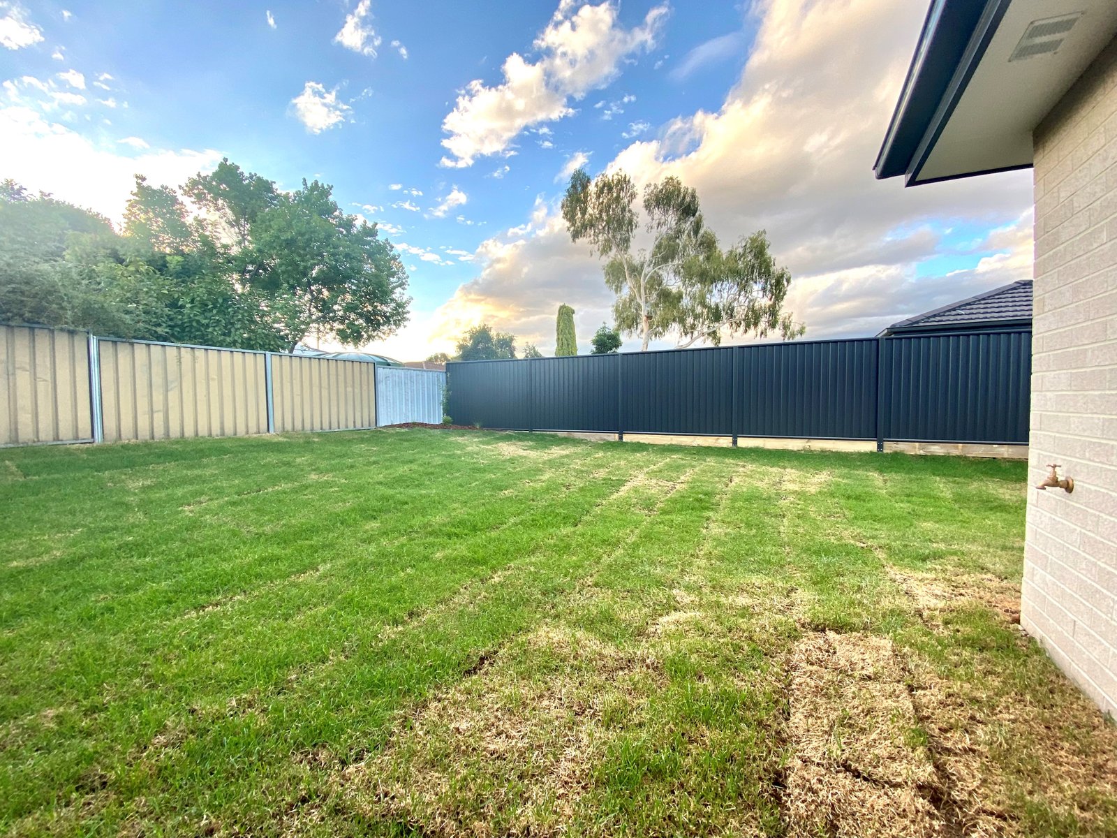2/26 Mustang Close TAMWORTH 16