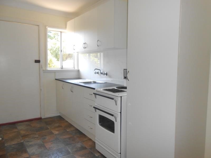 2/26 Queen Street TAMWORTH 3