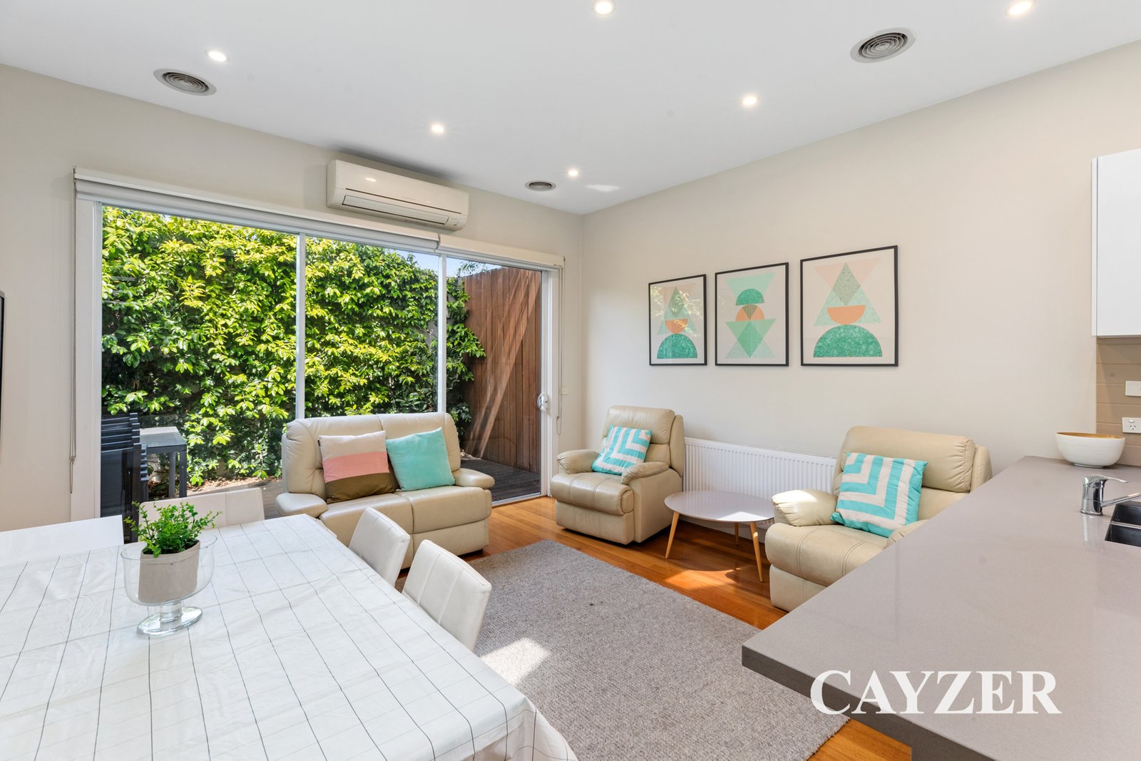 Gallery: 226 Ross Street