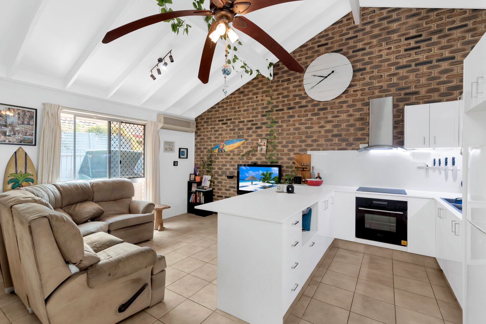 2/26 Sarawak Avenue PALM BEACH 1