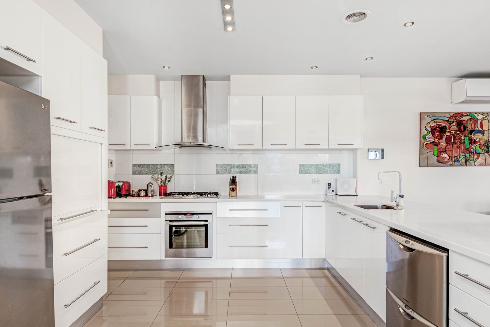 Real Estate and Property in 2/26 Stephen Street, Gisborne, VIC