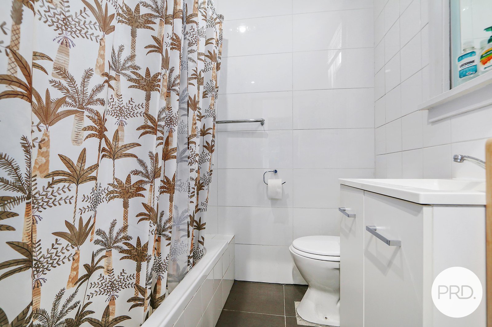 226 Swan Street NORTH ALBURY 9