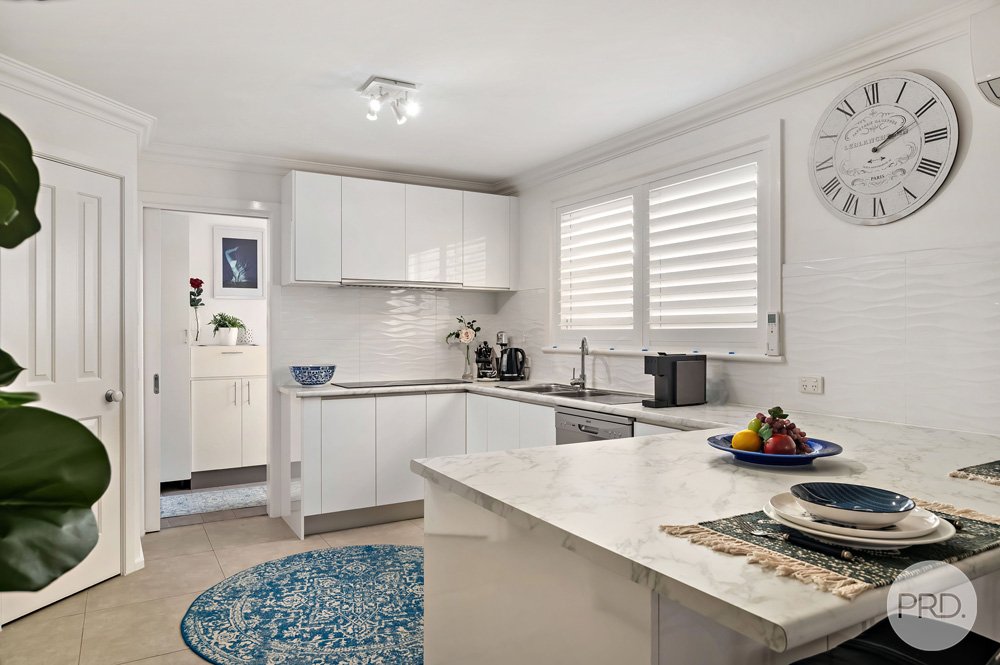 2/26 Tomaree Street NELSON BAY 5