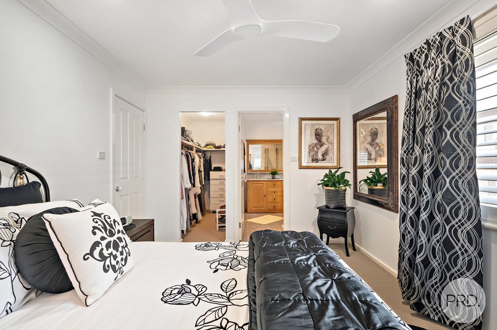 2/26 Tomaree Street NELSON BAY 18