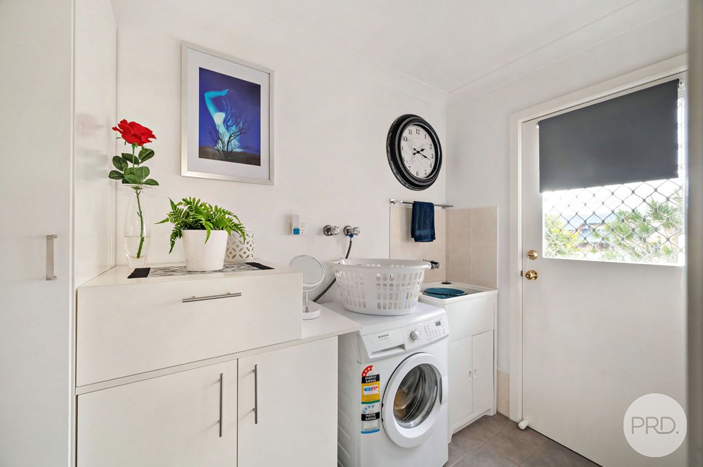 2/26 Tomaree Street NELSON BAY 24