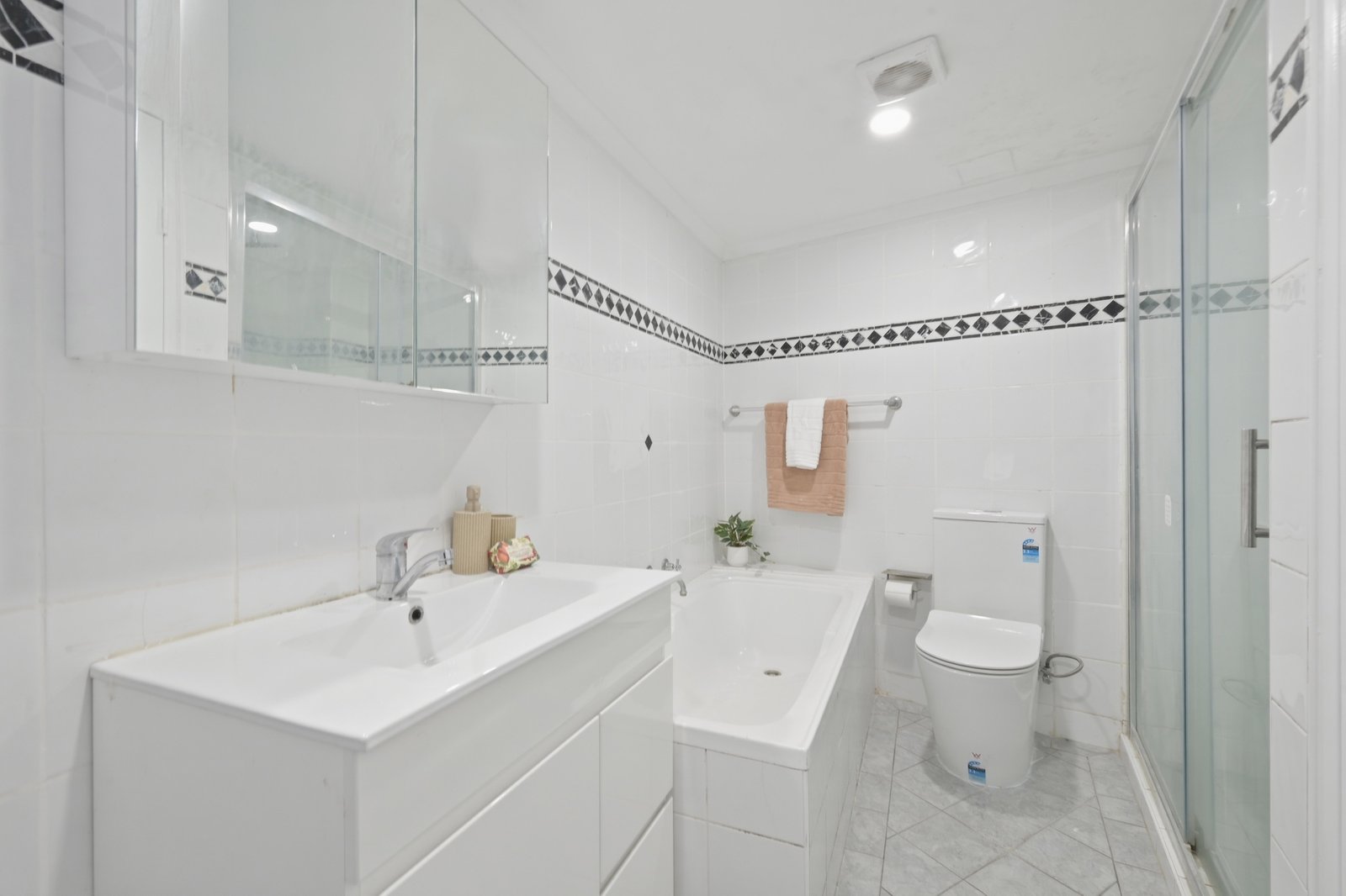 22/60 Harbourne Road KINGSFORD 7