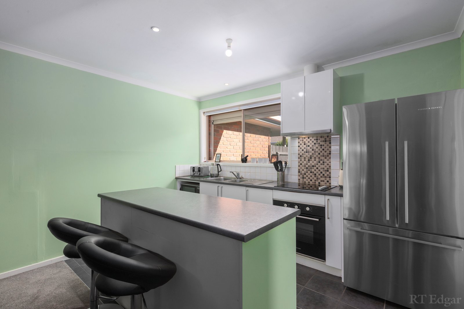 Real Estate and Property in 2/260 High Street, Belmont, VIC
