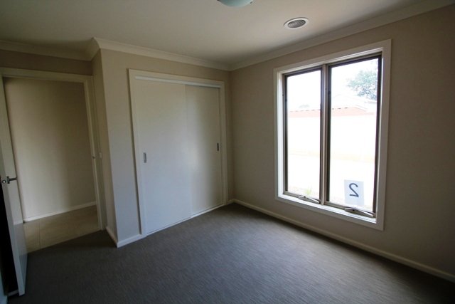 2/261 Albert Street SEBASTOPOL 7